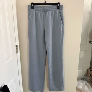 Lululemon Athletica Women’s  Light Blue Pull on Pants Size 6
